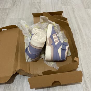 Adidas Aynı Gün İade Ettiğim Ayakkabıyı Bahanelerle Kabul Etmedi