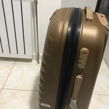 Anadolu Jet Kapadokya Yolculuğu Sonrası Bavul Hasar Şikayeti