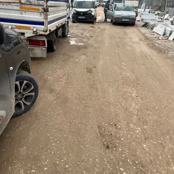 Biga Belediyesi Yolların Bozuk Olması