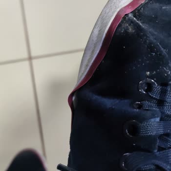 Tommy Hilfiger Ayıplı Ürün, Sıfır İlgi