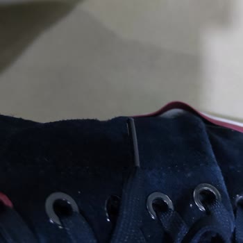 Tommy Hilfiger Ayıplı Ürün, Sıfır İlgi