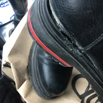 Derimod Botları 1 Yılda Çöp Oluyor