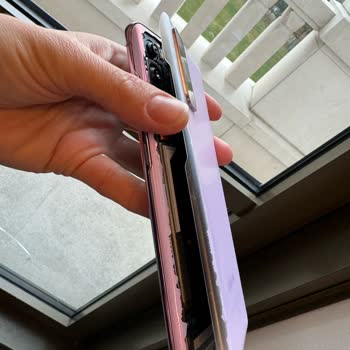 Samsung S20 Fe Arka Kapak Ayrılması