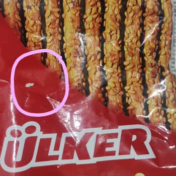 Ülker Çubuk Krakerden Tırnak Çıktı