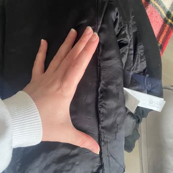 Zara Defolu Ürünlere İndirim Yapıyor. Sahte İndirim. Defolu İndirim.