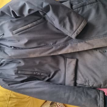 Massimo Dutti - Mont Kumaşında Renk Bozulması