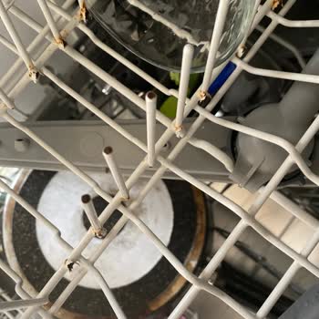 Arçelik Bulaşık Makinesinin Sepetinin Paslanmasın