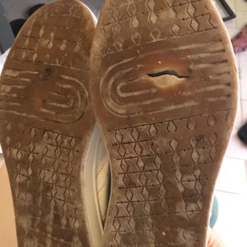 Kinetix Ayakkabımın Altı Çatladı Giyilemez Halde Ama Değiştiremedi