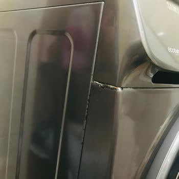 Samsung Yeni Model Çamaşır Makinesi Pas Tutuyor.