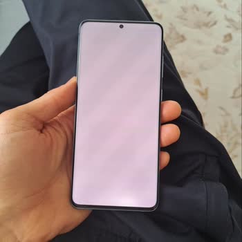 Samsung Galaxy S20 Plus Güncelleme Sonrası Yeşil Çizgi