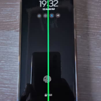 Samsung Galaxy S20 Plus Güncelleme Sonrası Yeşil Çizgi