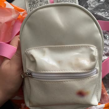 FLO Ayakkabı Aşırı Defolu Ürün FLO?