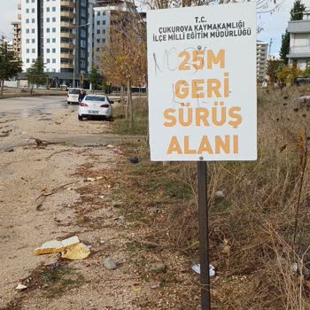 Milli Eğitim Bakanlığı (MEB) Ehliyet Sınav Alanı Sel Ve Çamur Dolu