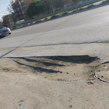İBB - İstanbul Büyükşehir Belediyesi Yapılan İş Eksik Bırakıldı