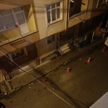 İBB - İstanbul Büyükşehir Belediyesi Bina Önü Duba İle İşgali