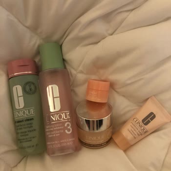 Clinique Ürünleri Cildimi Mahvetti!