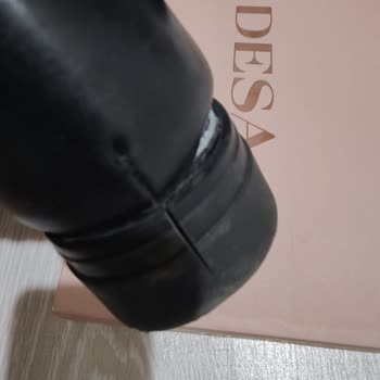 Desa Kısa Sürede Parçalanan Ayakkabının Mağduriyetinin Giderilmesi