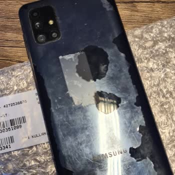 Samsung Telefon Galaxy M51 Teyidi Verilmesine Rağmen Değişmeyen Parçalar