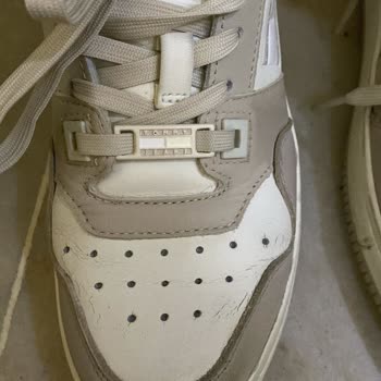 Tommy Hilfiger Ayakkabı İade Talebi