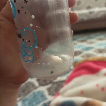 Bebelac Mamanızın İçinden Böcek Çıktı