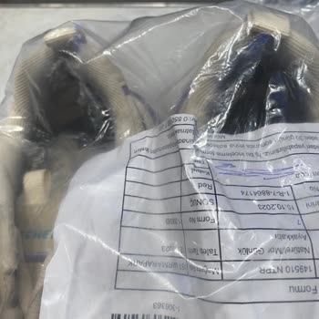 Skechers 10 Gün İçinde Yırtıldı