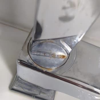 Uzay Su Armatürleri Paslanma Kırılma Dayanıksız Malzeme Şikayeti