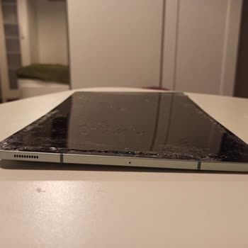 City's İstanbul AVM’de Tabletim X-ray Cihazından Geçerken Kırıldı