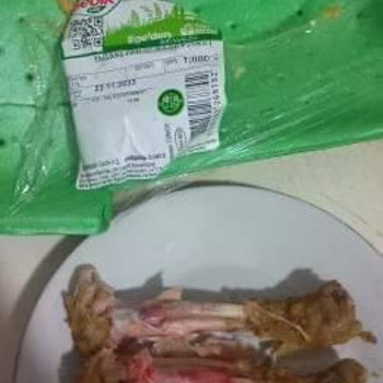 Gedik Piliç Tavuk Bütün Kanlı Çıkması.