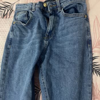 LCW Pantolon Rengi Attı