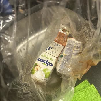 Hepsiburada'dan Özensiz Paketleme Sebebi İle Akmış Ürün Teslimatı