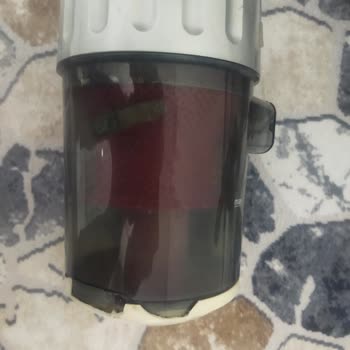 Arçelik S7424 Toz Haznesi Alt Kapak Sorunu