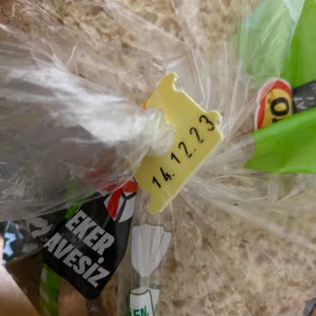 Migros'tan Aldığım Ekmek Küflü Çıktı!