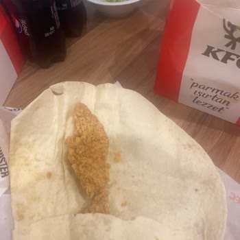 KFC Kalitesiz Ürün Ve Servis Deneyimi