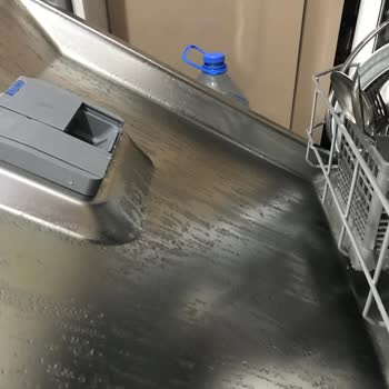 Arçelik Bulaşık Makinesi Kurutmuyor Ve Bulaşıklarda Kalıntı Bırakıyor.