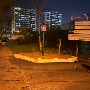 İBB - İstanbul Büyükşehir Belediyesi Yer Tuzağı Yetersiz Uyarı