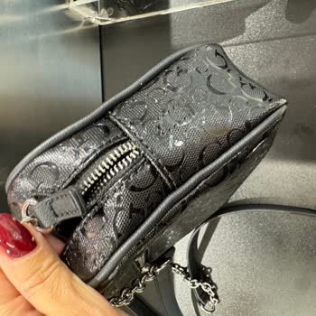 Guess Marka Defolu Çanta