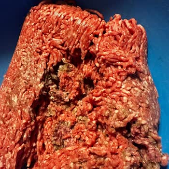 Metro Market Bozuk Kıyma Satılması