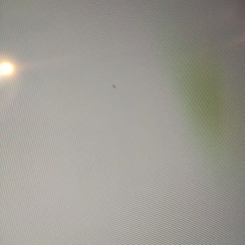 Onvo OV85500 TV Ekranda Leke