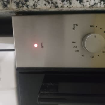 BİM Lamba Sürekli Yanıyor