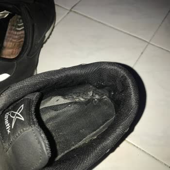 FLO Ayakkabı Kinetix Ayakkabı Taban Sorunu