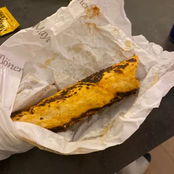 Maydonoz Döner Yanık Dürüm Hayal Kırıklığı
