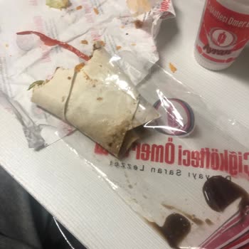 Çiğköfteci Ömer Usta Domates Kabuğu Malzeme Eksikliği