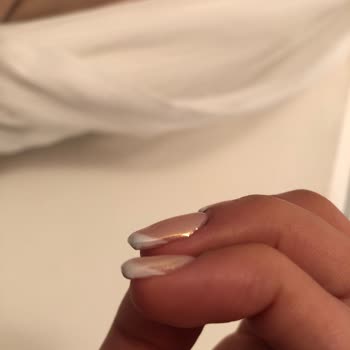 Enjoy Güzellik Merkezi Protez Tırnak Hizmetinde Fiyat Karmaşası