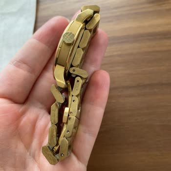 Burberry Morhipo Çakma Saat Satıyor. Kapandığı İçin İletişim Kuramıyorum.