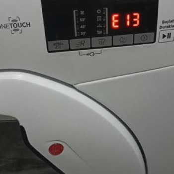 Ek