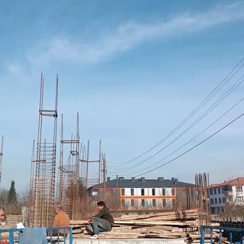 SEDAŞ Elektrik Kablosu Tehlikesi İnşaatı Durdurdu