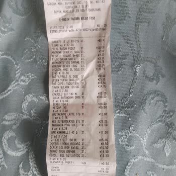 Sole Ayçiçek Yağı Sole Bitkisel Margarini Paketinde Kıl Çıkması