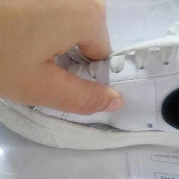 Nike Ayakkabı 2 Ayda Nasıl Yırtılır