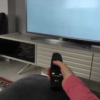 Media Markt LG Televizyonun Kullanıcı Hatası Olmadan Bozulması.