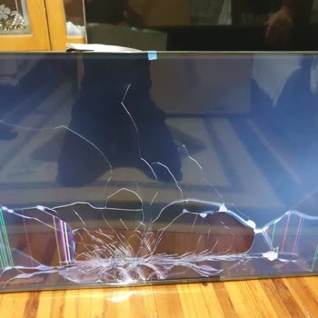 Trendyol 'Ahidenal' TCL 55C645 TV Kırık Ürün